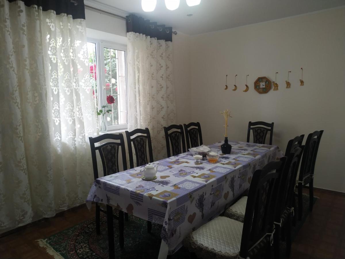 Guest House Regina Bulan Sogottuu Kültér fotó